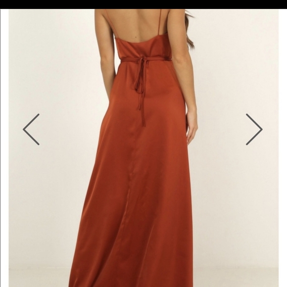 Mine would be you dress from showpo - Picture 3 of 4